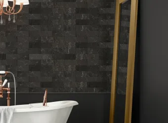 Tiling pattern with classic square tiles